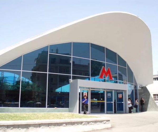 aluminum facade metro station